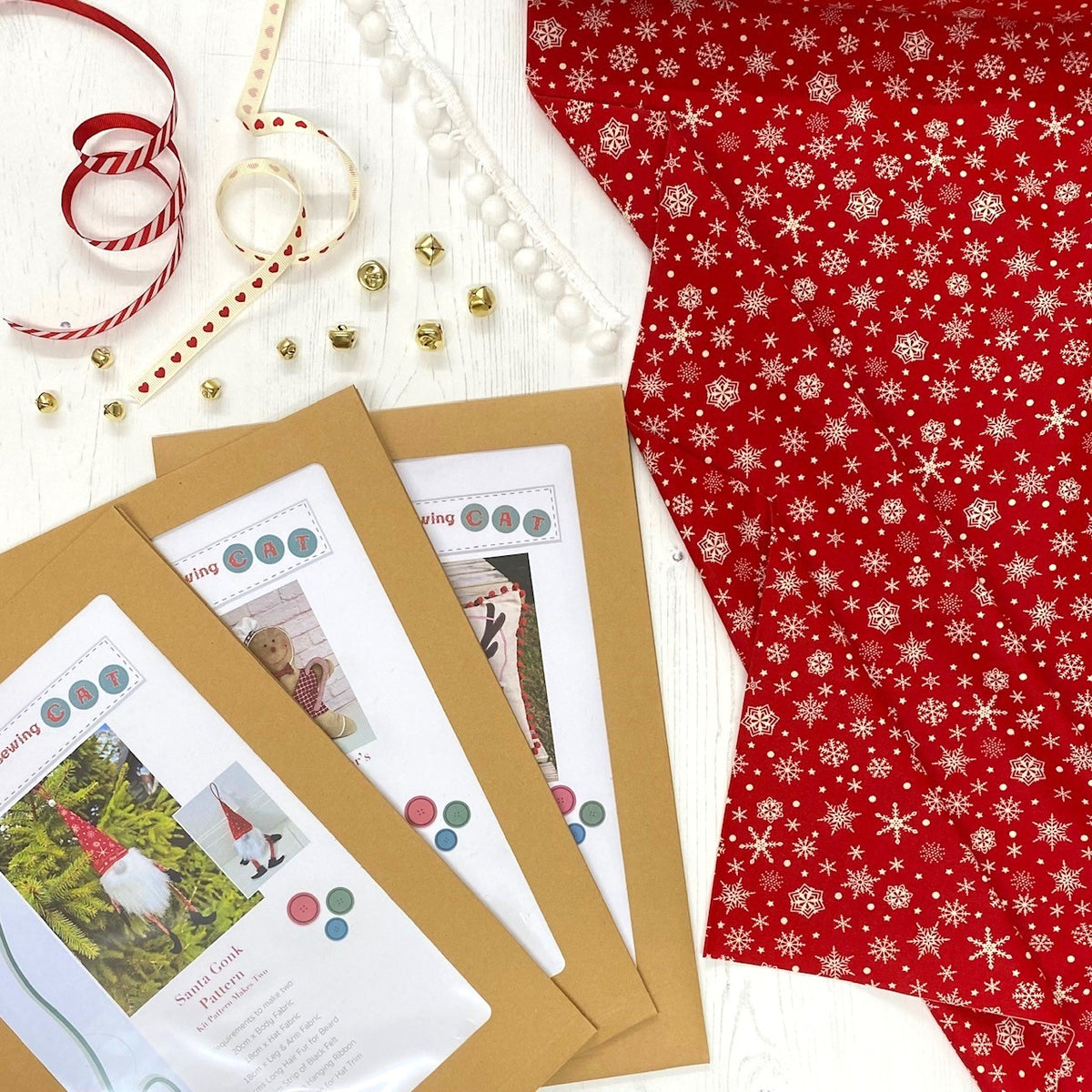 Christmas Shop owl and sewing cat