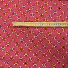 Load image into Gallery viewer, Funky daisy on hot pink cotton fabric - 1/2 mtr