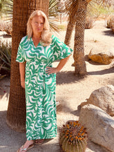 Load image into Gallery viewer, Lottie Dress Pattern (sizes 10-28)