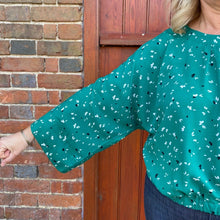 Load image into Gallery viewer, Isabella Top Pattern (sizes 10-28)