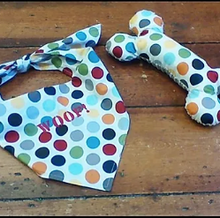 Load image into Gallery viewer, Dog Bandana and Bone sewing pattern