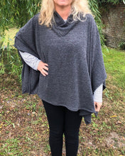 Load image into Gallery viewer, Collared Cosy Top Pattern (one size)