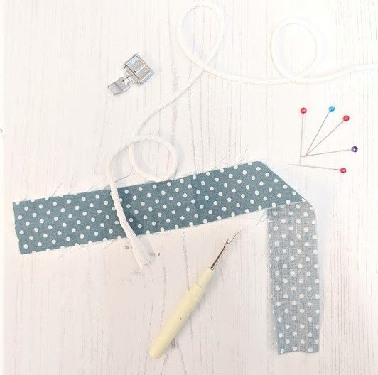 Step by step guide for sewing piping