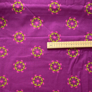 Magenta & lime flower circles cotton fabric - 1/2 mtr