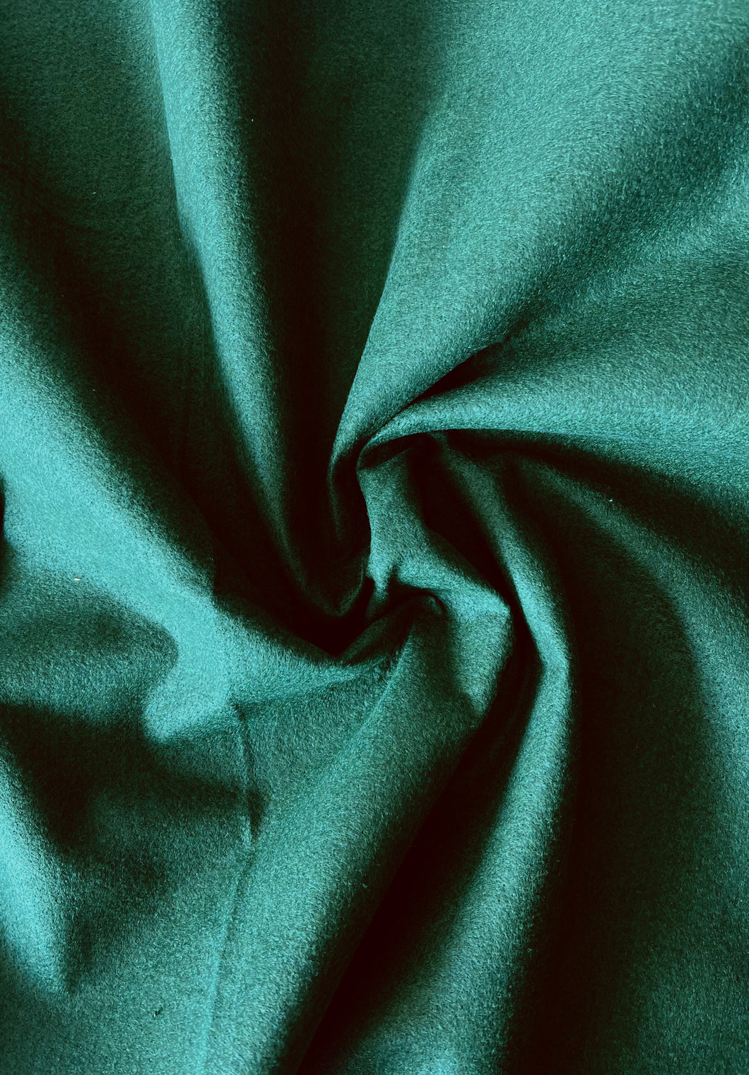 Fabric Remnant - green felt - 160cm x 80cm