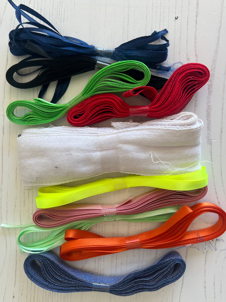 Approx Ribbon Bundle of 10 Ribbons (approx 2-3m per design) b – owl and sewing cat