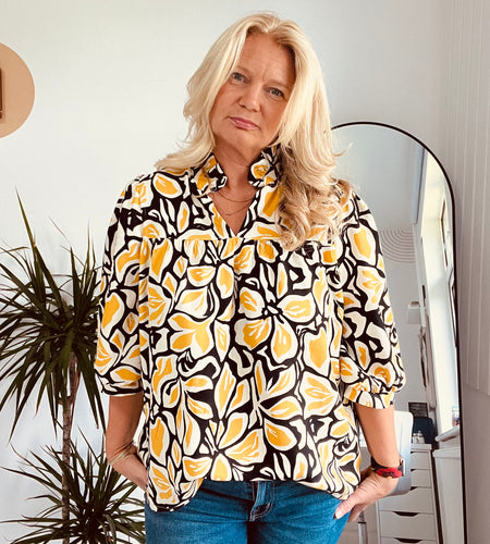 Daisy Top Pattern (sizes 10-28)