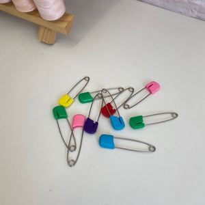 Nappy pins - set of 5