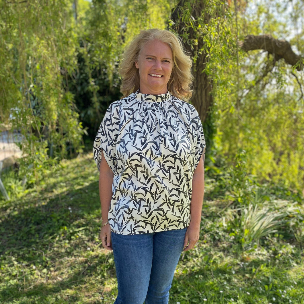 Tie Neck Top Pattern (sizes 10-28)