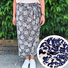 Load image into Gallery viewer, Wrap Skirt Kit (sizes 10-28) viscose prints - more colour options available