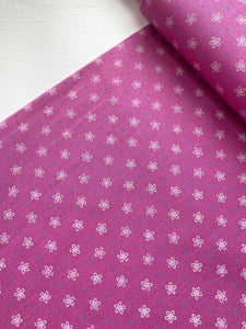 Pink daisies cotton fabric - 1/2 mtr