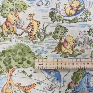 Classical Winnie the Pooh cotton fabric - 1/2m