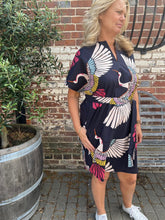 Load image into Gallery viewer, Ava Tunic Kit (sizes 10-28) - mosaic marabou cotton lawn