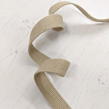 Load image into Gallery viewer, Strapping sturdy stone - 25mm