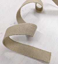 Load image into Gallery viewer, Strapping sturdy stone - 25mm