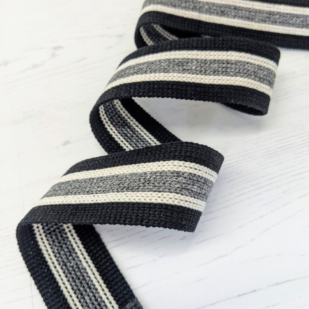 Strapping Black and Grey Stripe - 38mm