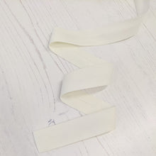 Load image into Gallery viewer, Bias Binding 25mm - off-white