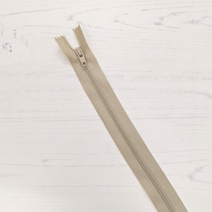 Zips - 20"