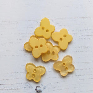 Butterfly button - yellow