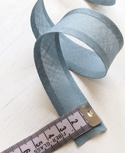 Load image into Gallery viewer, Bias Binding 25mm - grey/blue
