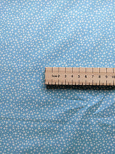Load image into Gallery viewer, Mint criss cross 100% cotton fabric - 1/2 mtr