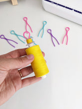 Load image into Gallery viewer, Bobbin &amp; thread organisers - set of 6