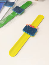 Load image into Gallery viewer, Magnetic pin holders