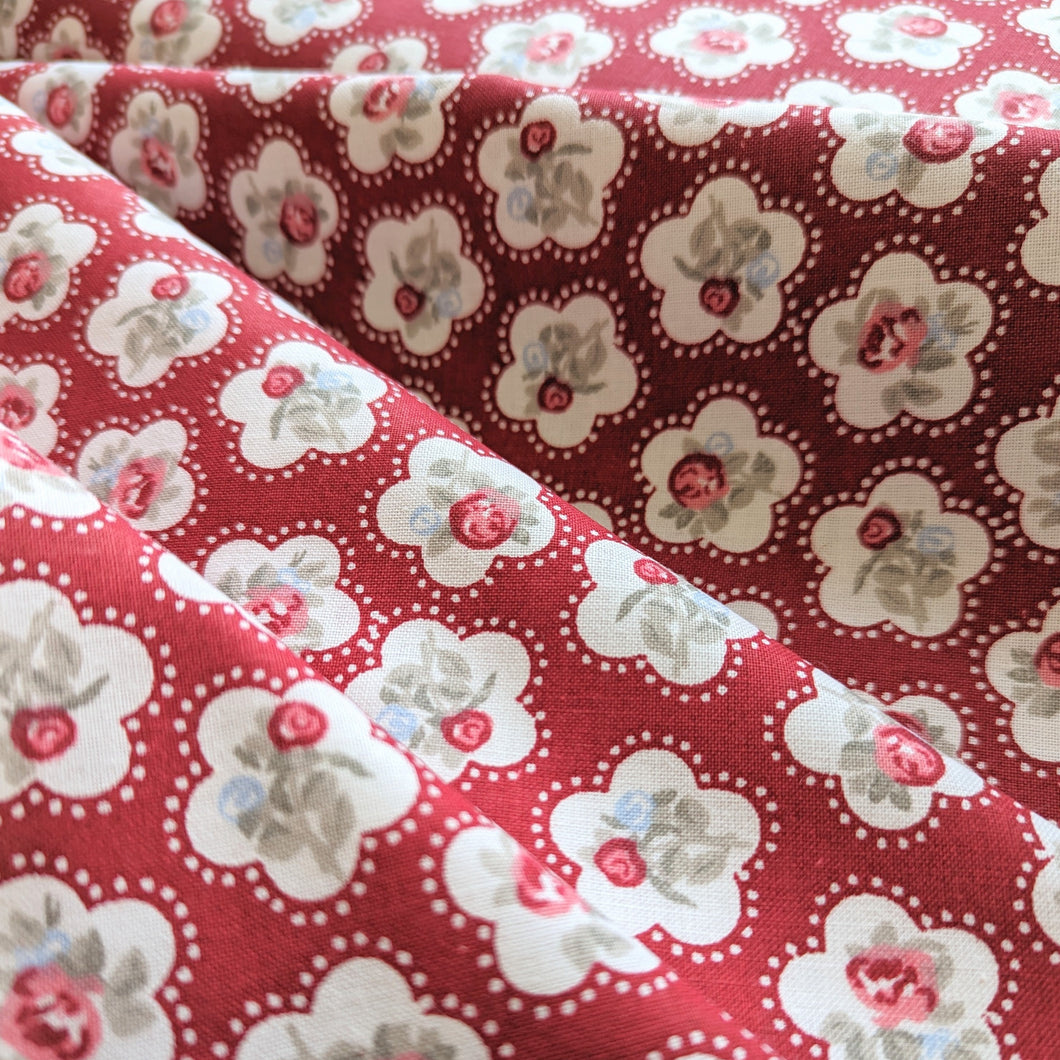 Red floral cotton fabric (wide) - 1/2 mtr