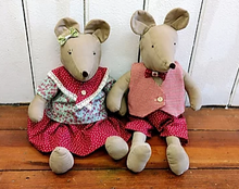 Load image into Gallery viewer, Outfits for Harriet &amp; Henry Mice and Teddy Pattern