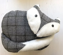 Load image into Gallery viewer, Fergus Fox sewing pattern