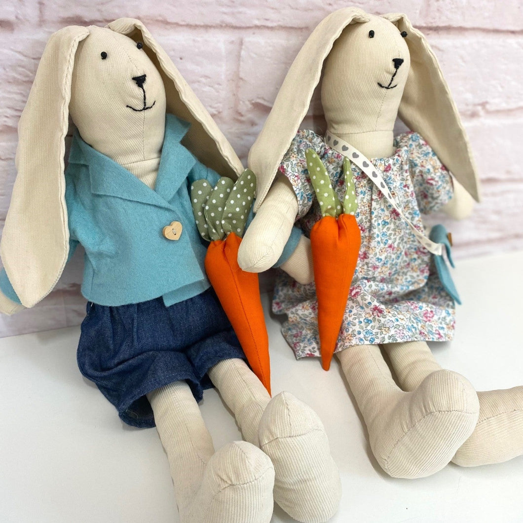 FREE Cute Carrot Pattern and Instructions