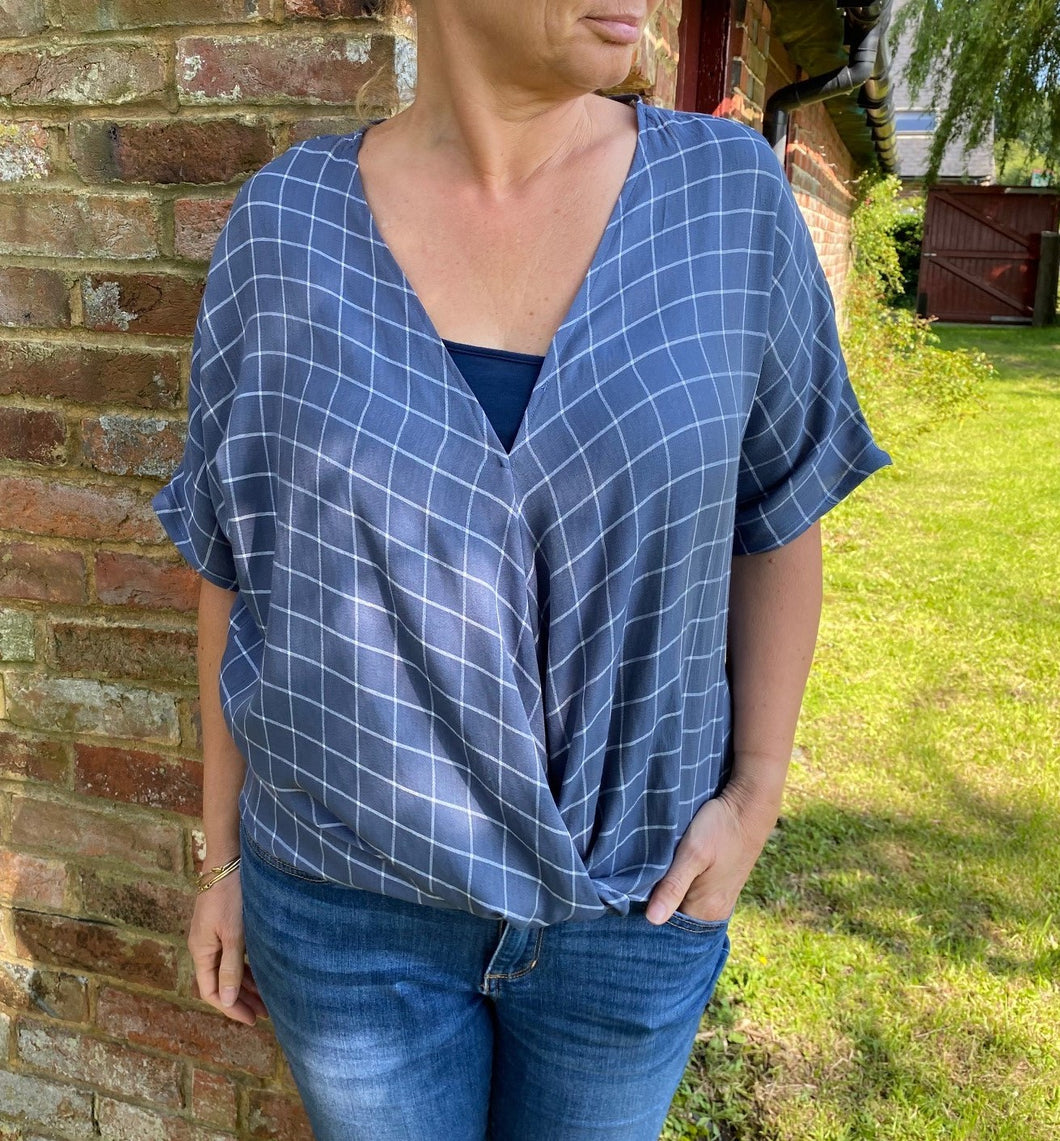 Evie Top Kit - grey/blue check