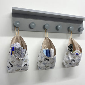 Hanging Storage Pods Pattern
