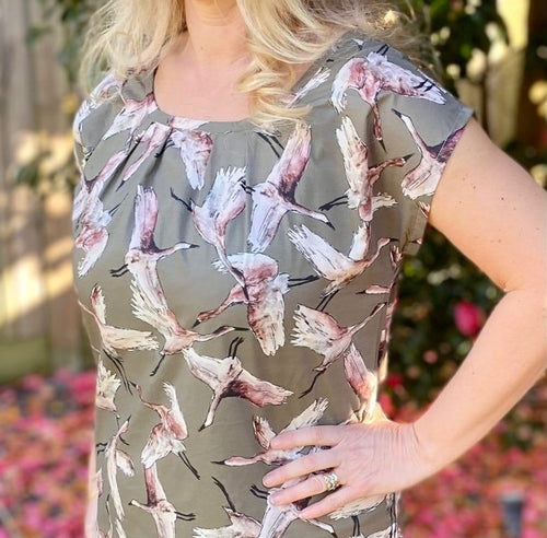 Pleated Neck Top Kit (UK10-28) - flock of birds