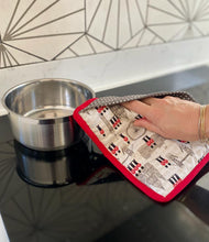 Load image into Gallery viewer, FREE Pot Holder Pattern and Instructions