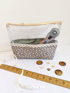 Clear top zip bags for storage Sewing Pattern (two sizes included)