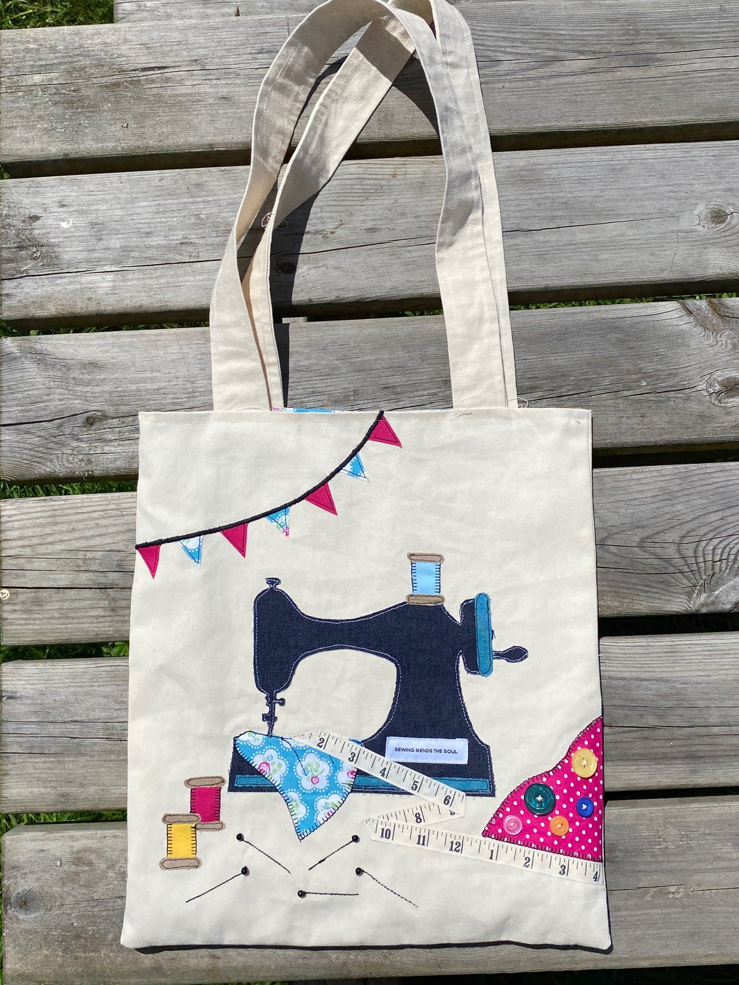Sewer's Paradise Applique Tote Bag Pattern