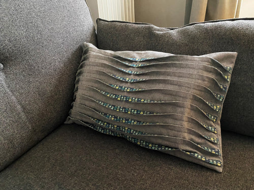 Wave Effect Cushion Pattern